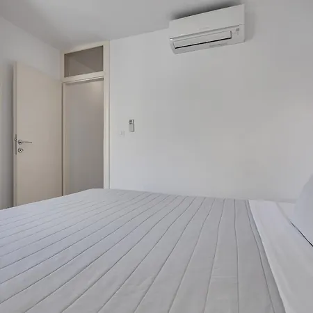 Apartment Jasna Tucepi