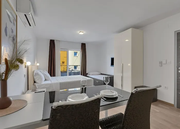 Jasna * Тучепи